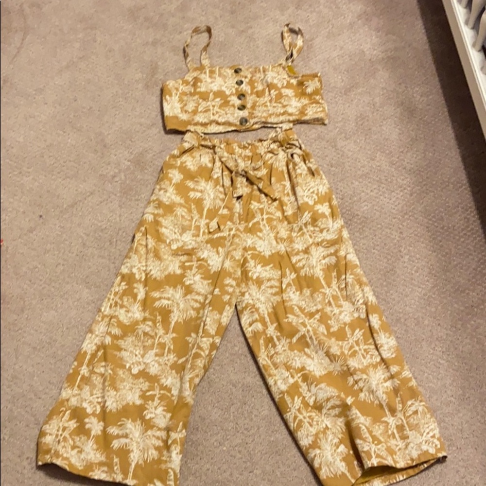 American Eagle two piece set!